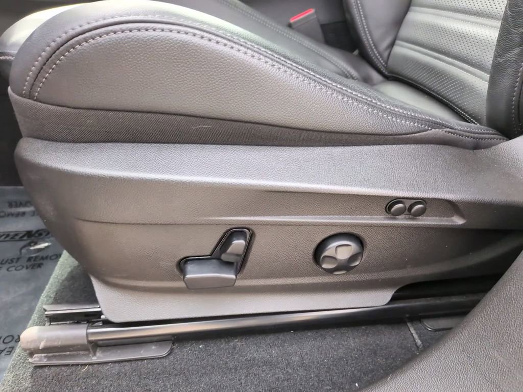 Used 2024 Alfa Romeo Stelvio Veloce image 22