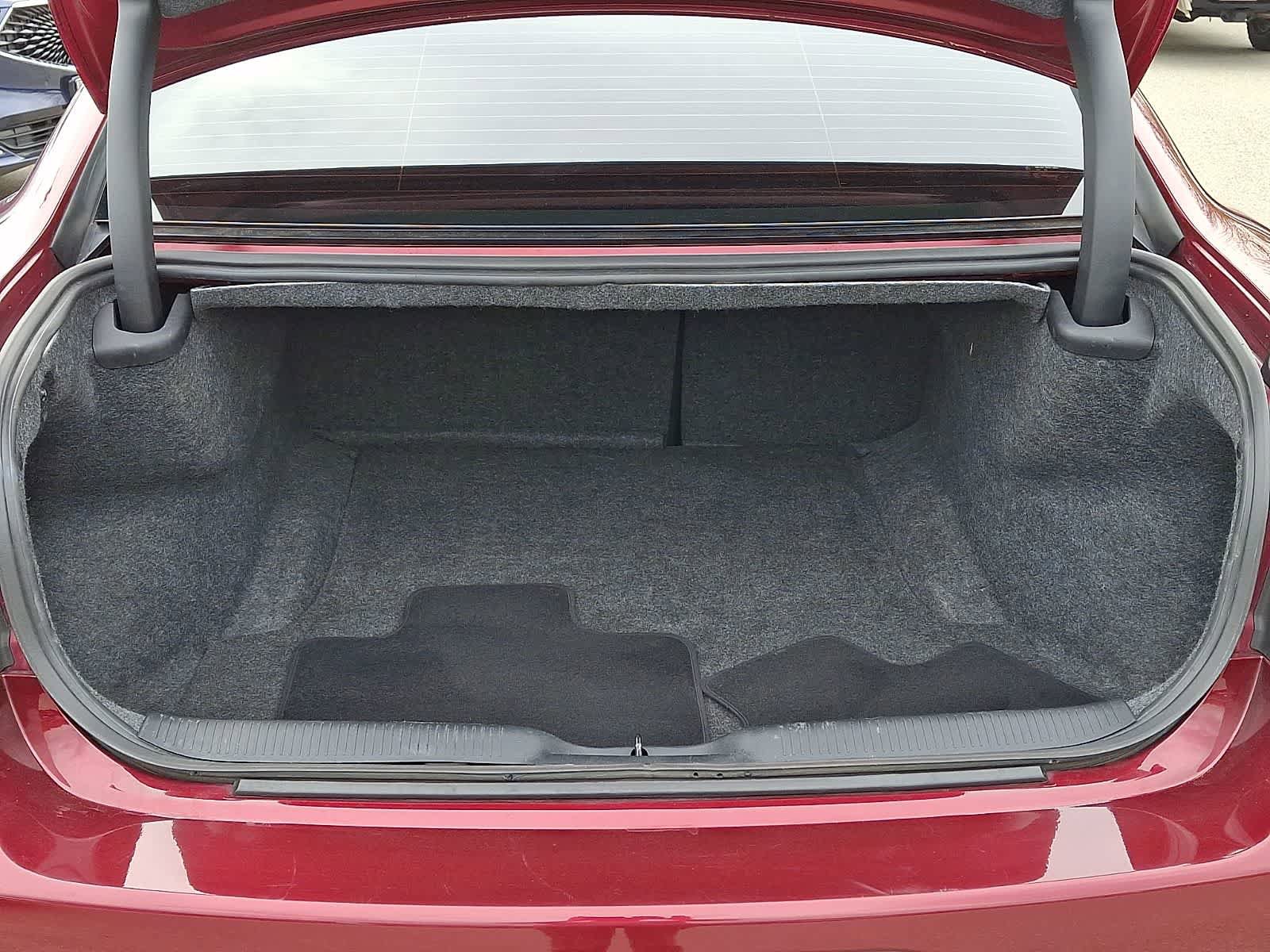 Used 2022 Dodge Charger Scat Pack RWD image 31