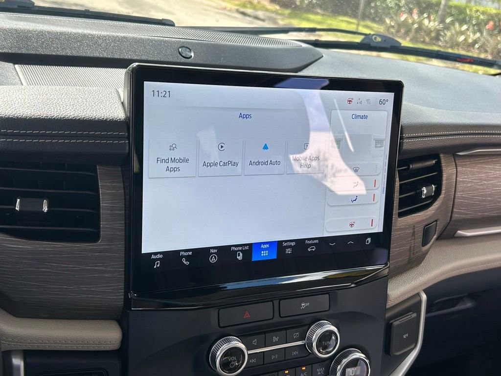 Used 2022 Ford Expedition Limited image 55