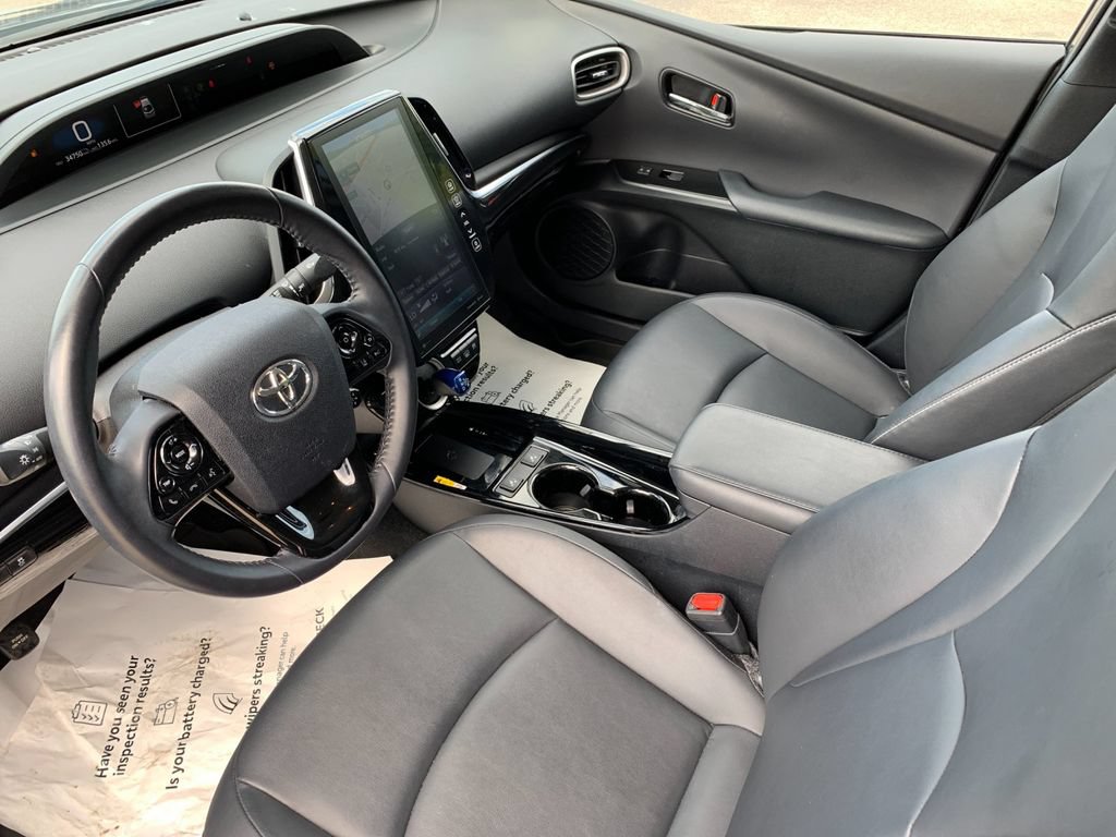 Used 2022 Toyota Prius Prime XLE FWD image 11