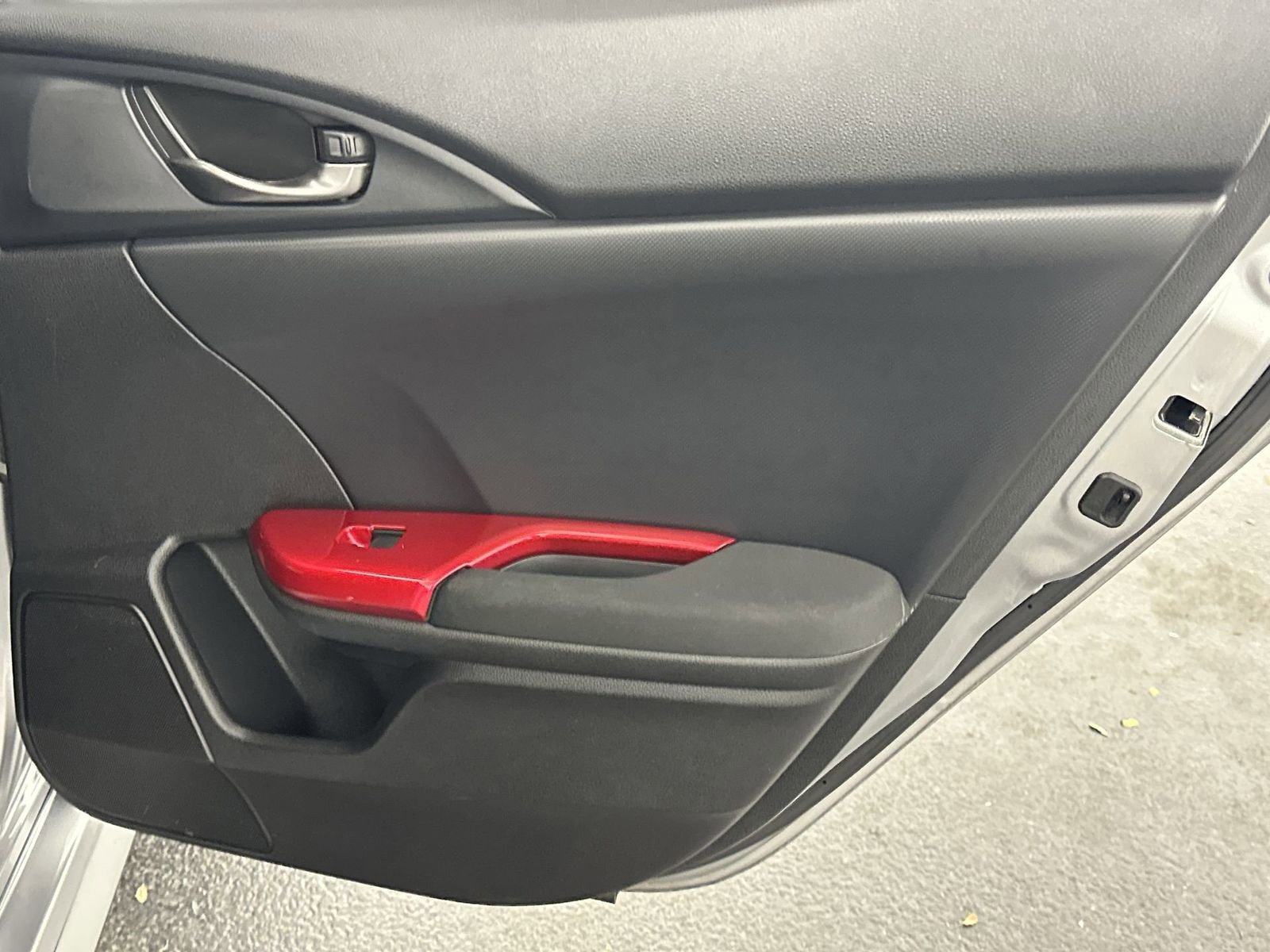 Used 2018 Honda Civic Sport image 34