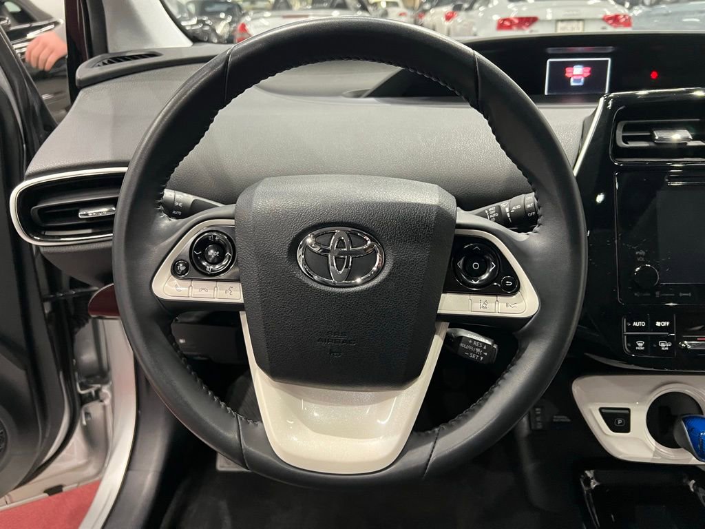 Used 2017 Toyota Prius Four w/ Advanced Technology Package image 48