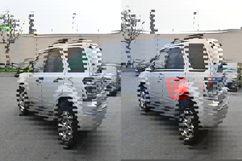 Used 2009 Ford Escape XLT image 8