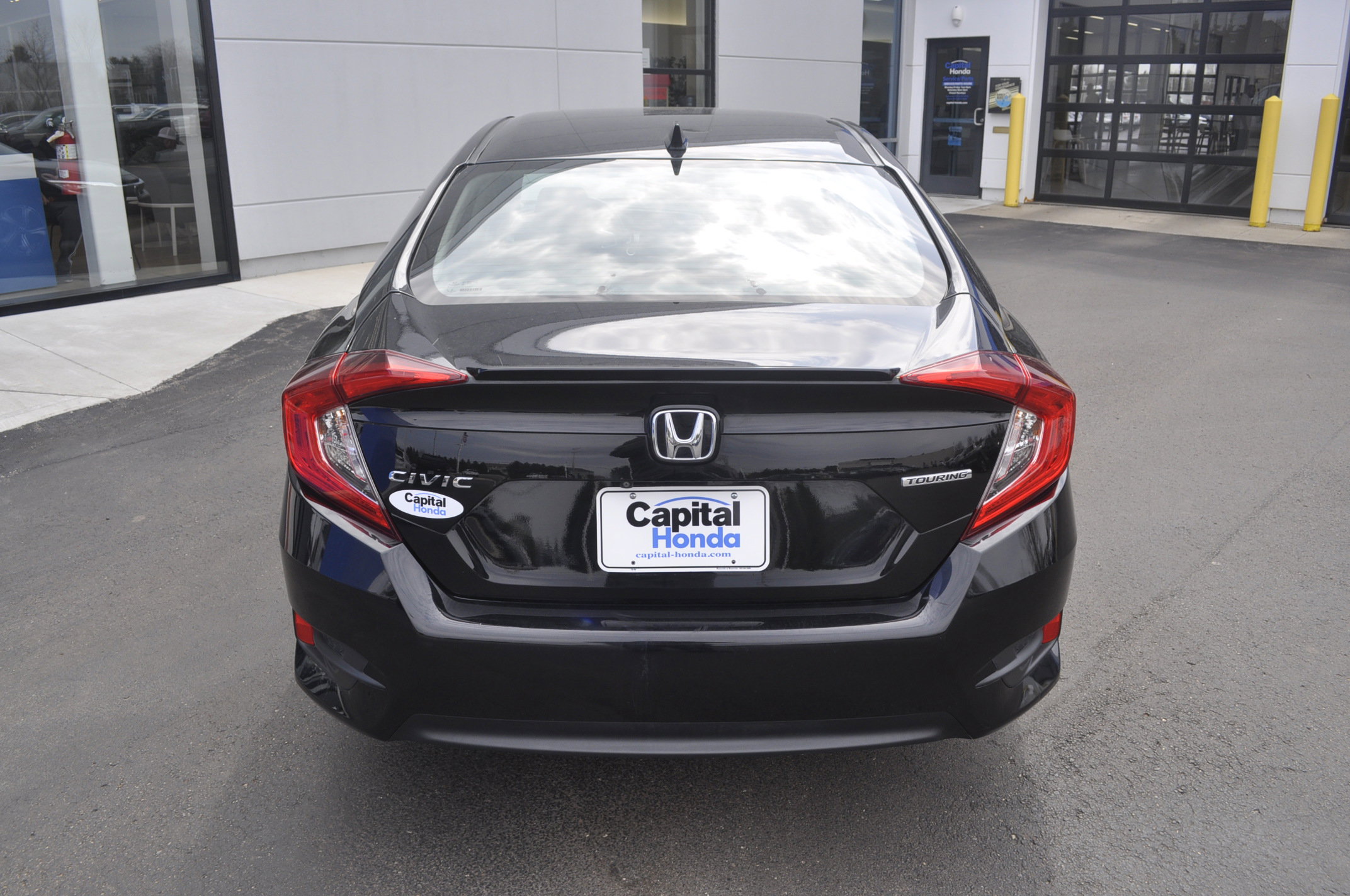 Used 2017 Honda Civic Touring image 6