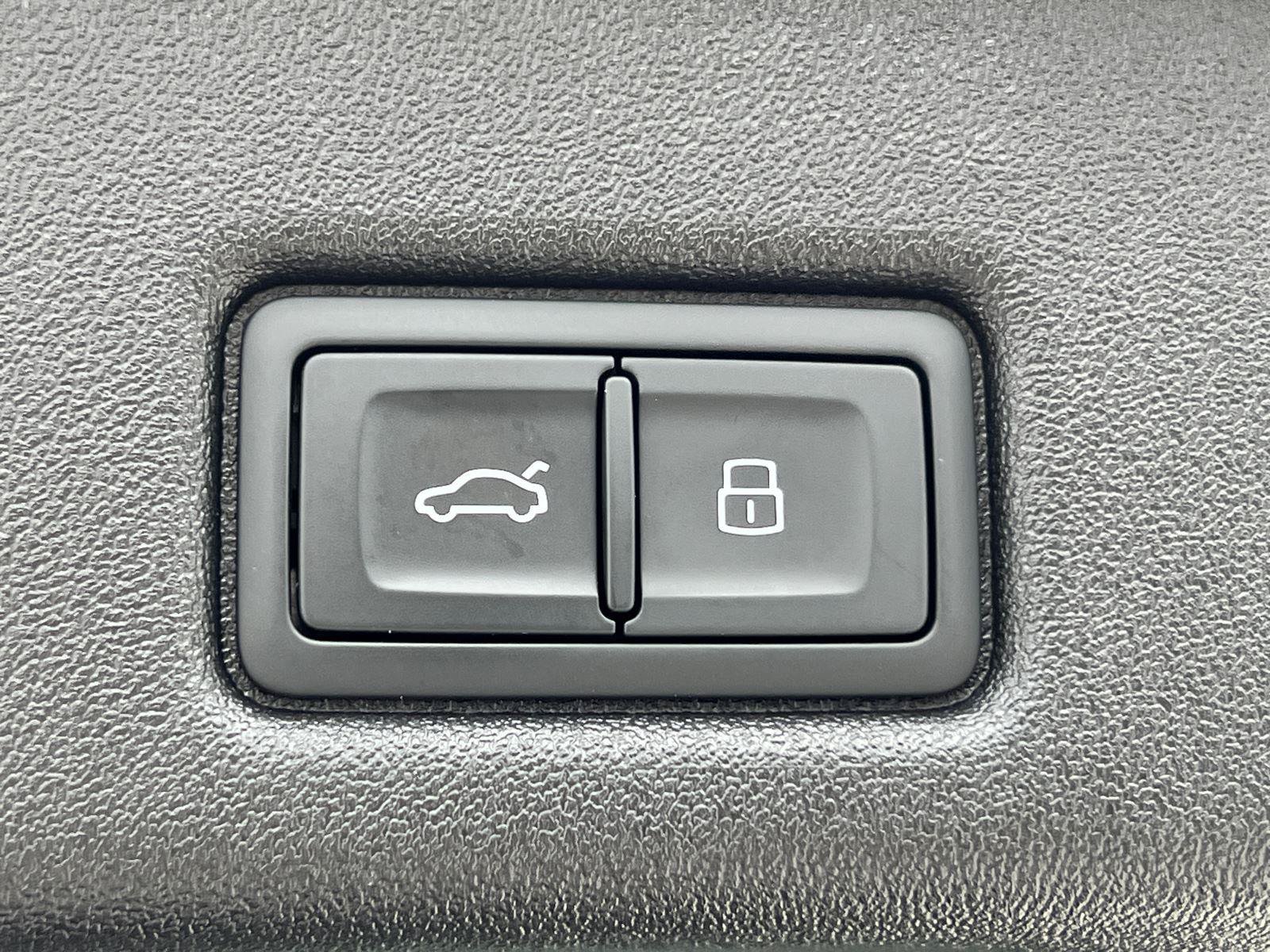 Certified 2025 Audi Q5 Premium Plus AWD/4WD image 19