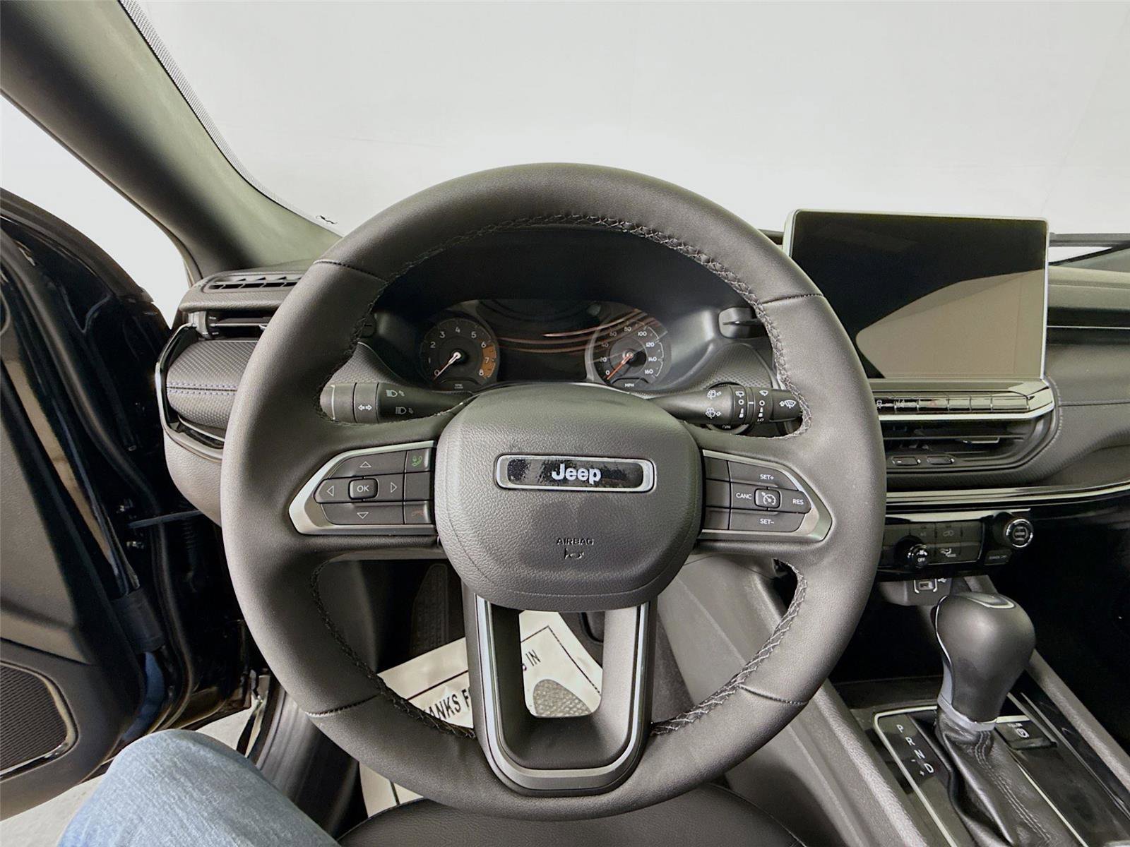 New 2026 Jeep Compass Latitude image 12