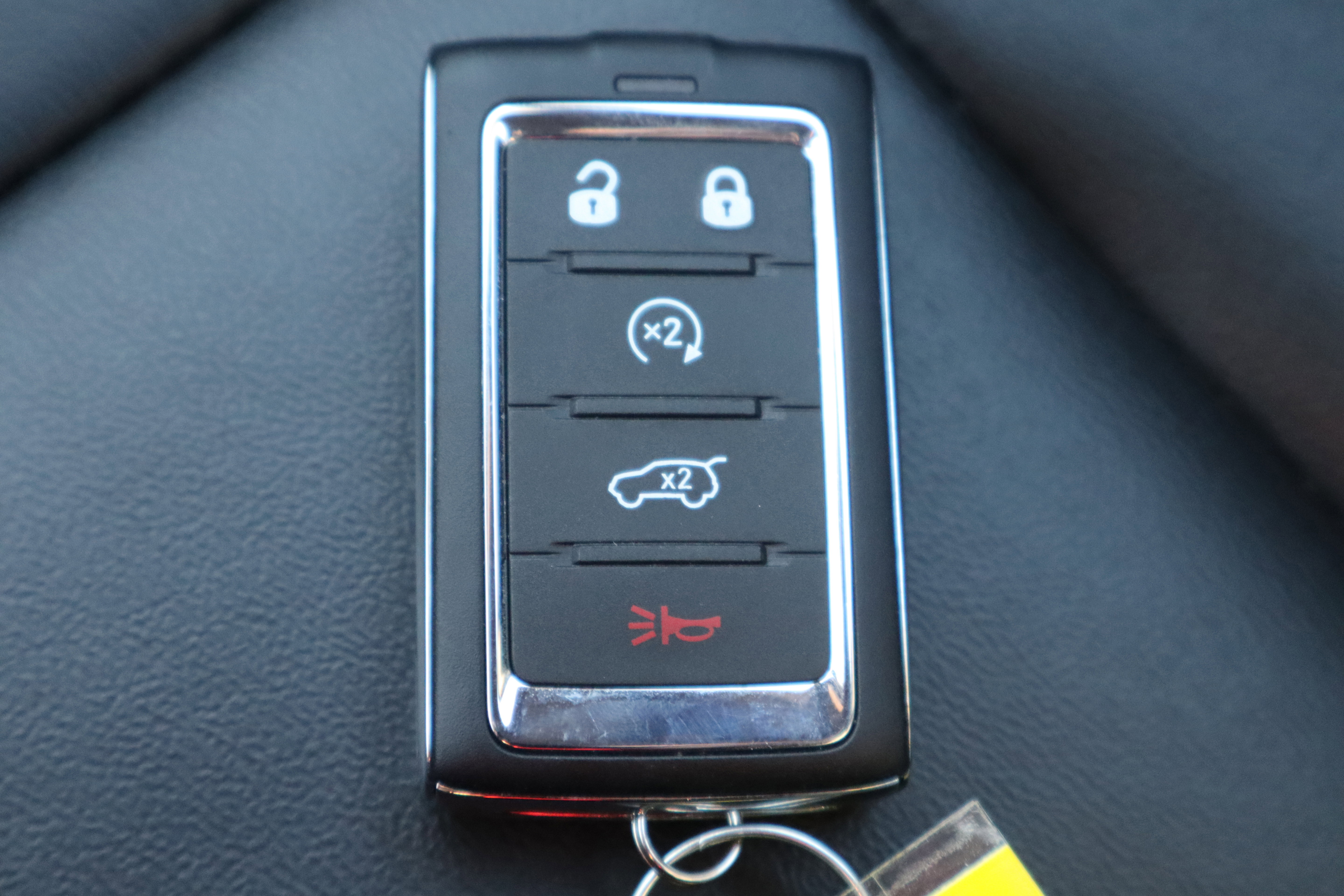 Used 2024 Jeep Grand Cherokee Limited w/ Black Appearance Package image 30