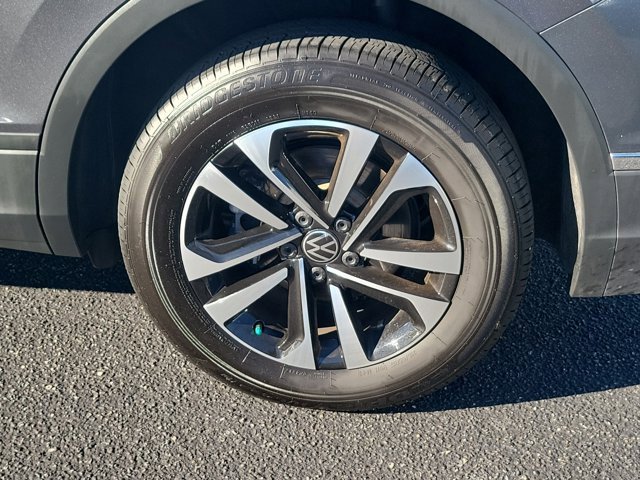 Certified 2022 Volkswagen Tiguan S image 30