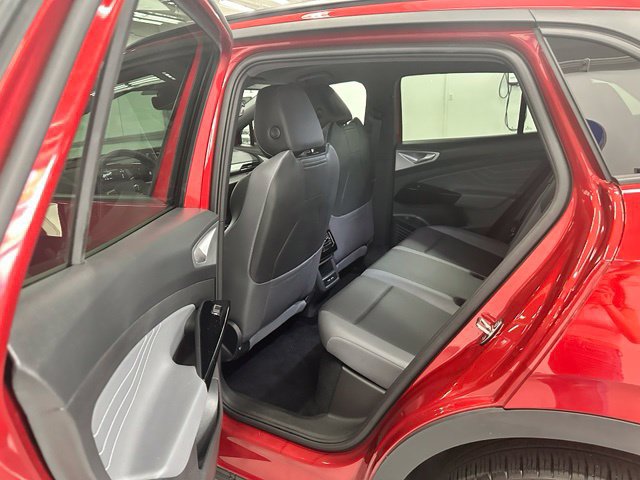Used 2023 Volkswagen ID.4 Pro S RWD image 8