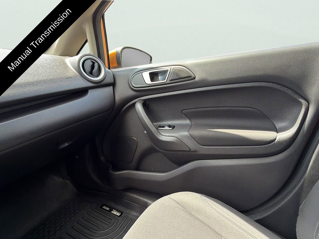 Used 2016 Ford Fiesta SE FWD image 43