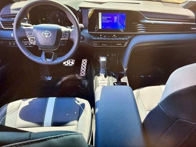 Used 2026 Toyota Camry SE FWD image 4