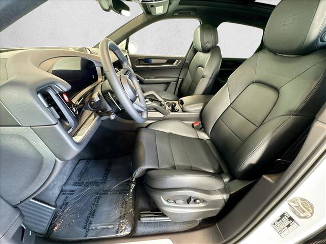 New 2025 Porsche Cayenne S AWD/4WD image 5