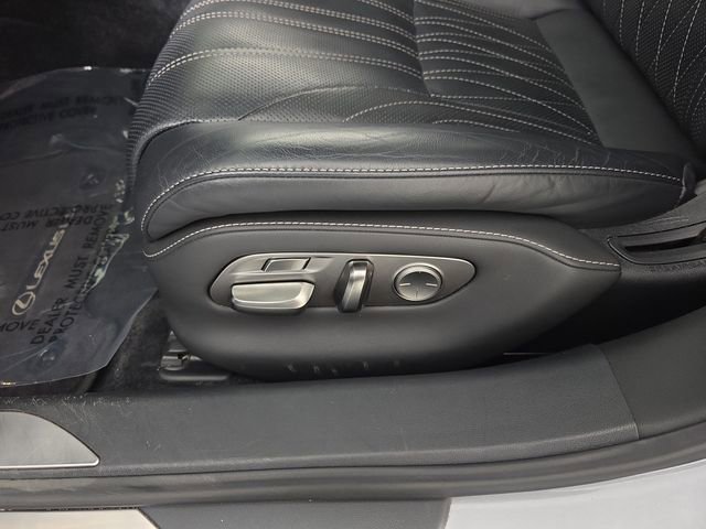 Certified 2022 Lexus LS 500 AWD w/ Interior Upgrade Package image 17