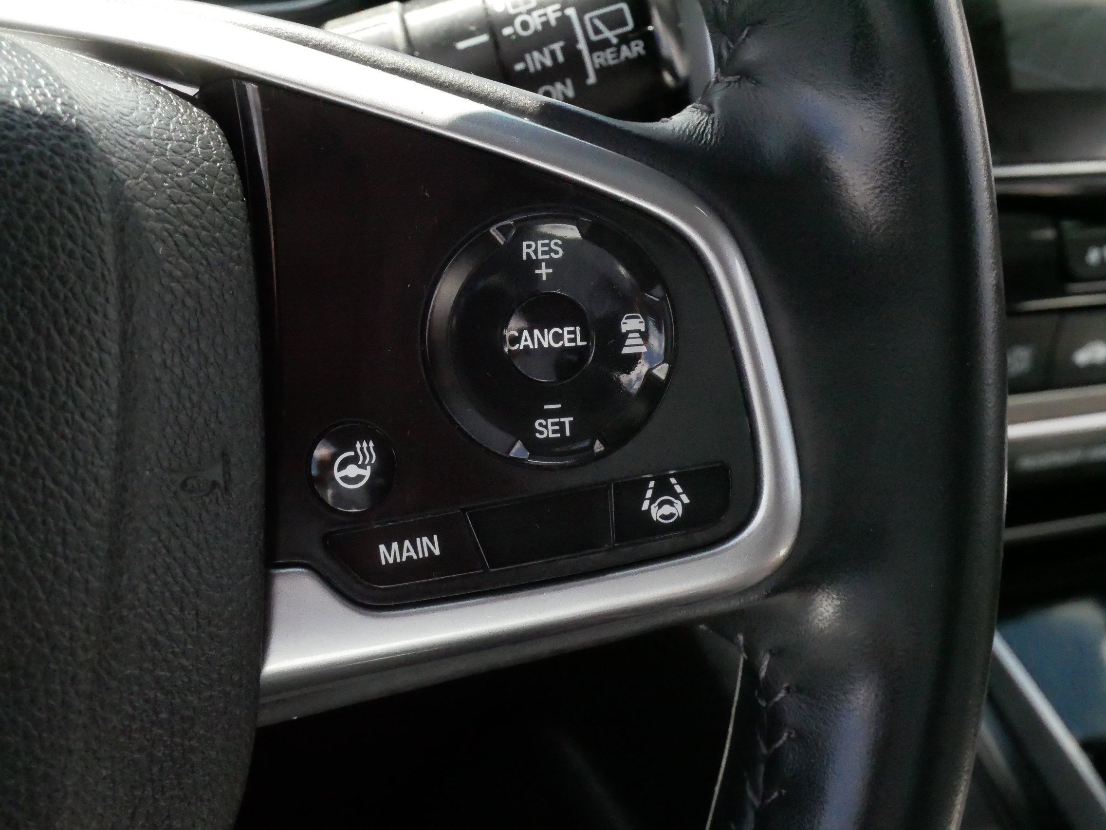 Used 2020 Honda CR-V Touring image 25