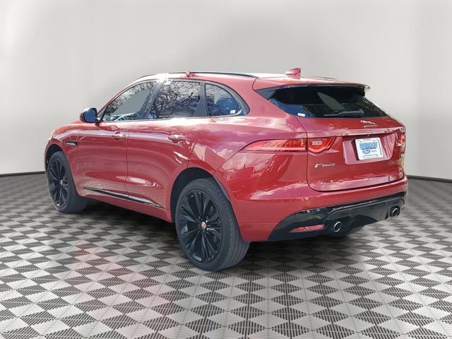 Used 2019 Jaguar F-PACE S image 4