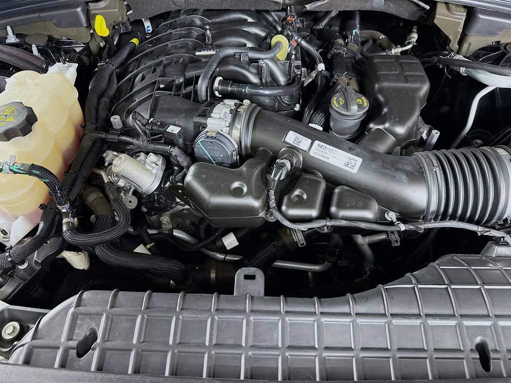 Used 2023 Jeep Grand Cherokee Altitude AWD/4WD image 36