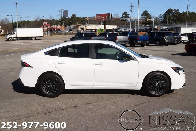 New 2026 Nissan Sentra SV w/ SV Convenience Package FWD image 4