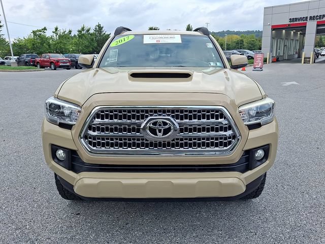 Certified 2017 Toyota Tacoma TRD Sport w/ Premium & Technology Package AWD/4WD image 2