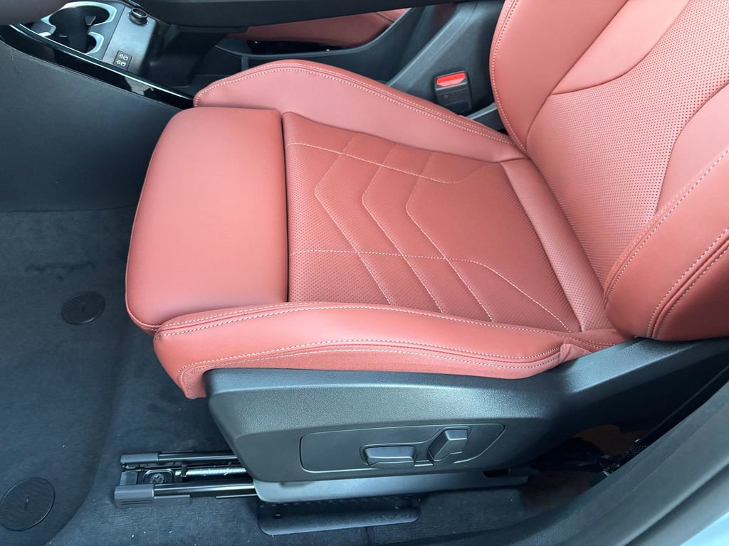 New 2026 BMW X2 xDrive28i image 15