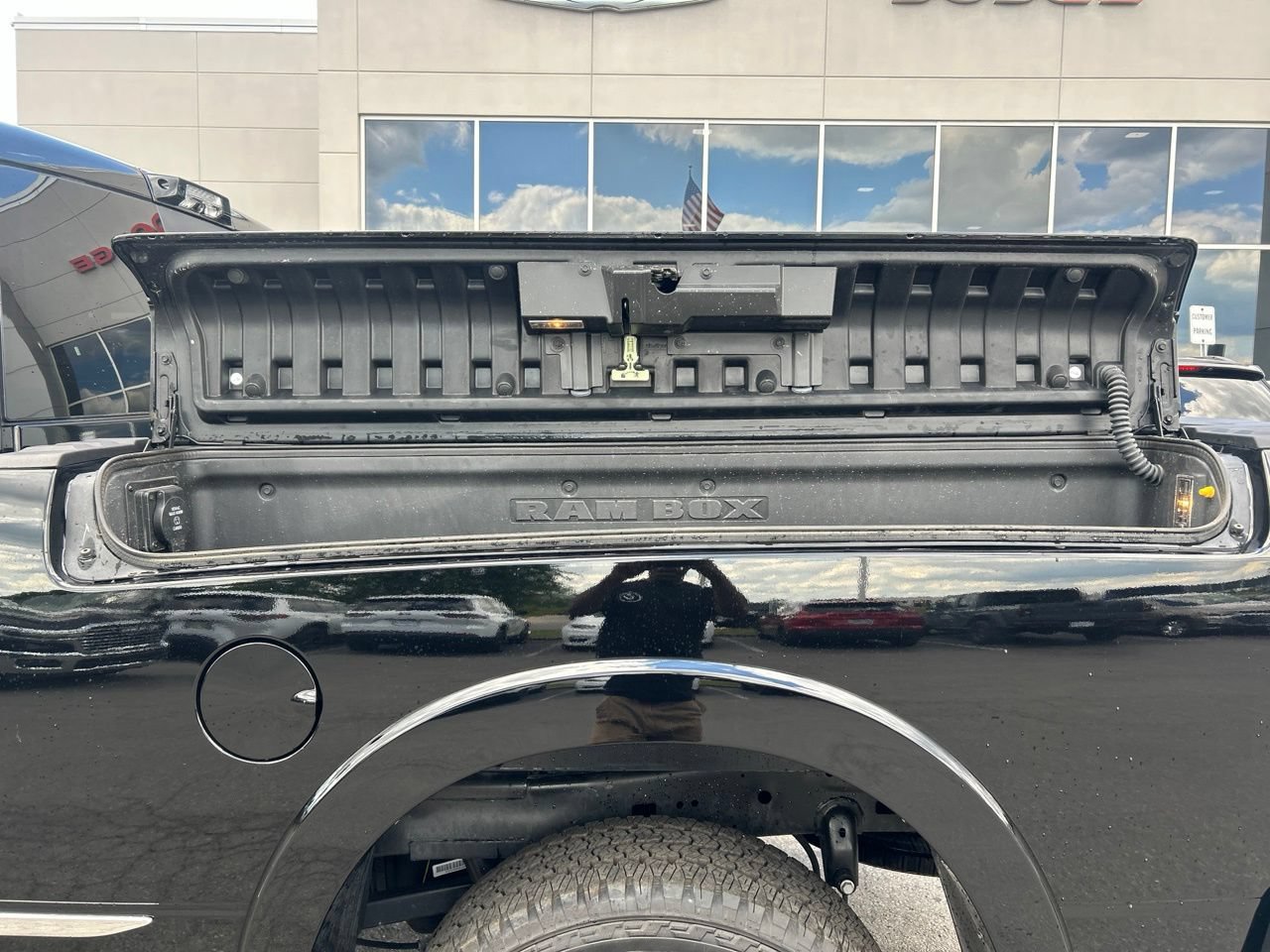 Used 2025 RAM 2500 Limited RWD image 17