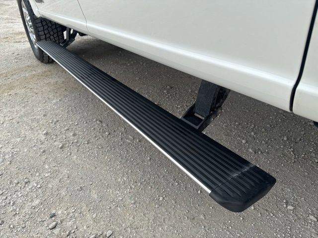 Used 2023 Ford F350 Lariat w/ Chrome Package image 14