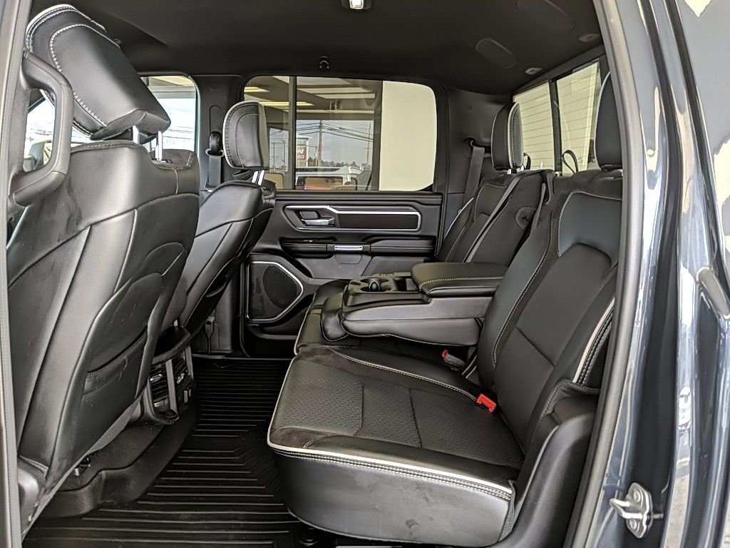 Used 2025 RAM 1500 Laramie image 14