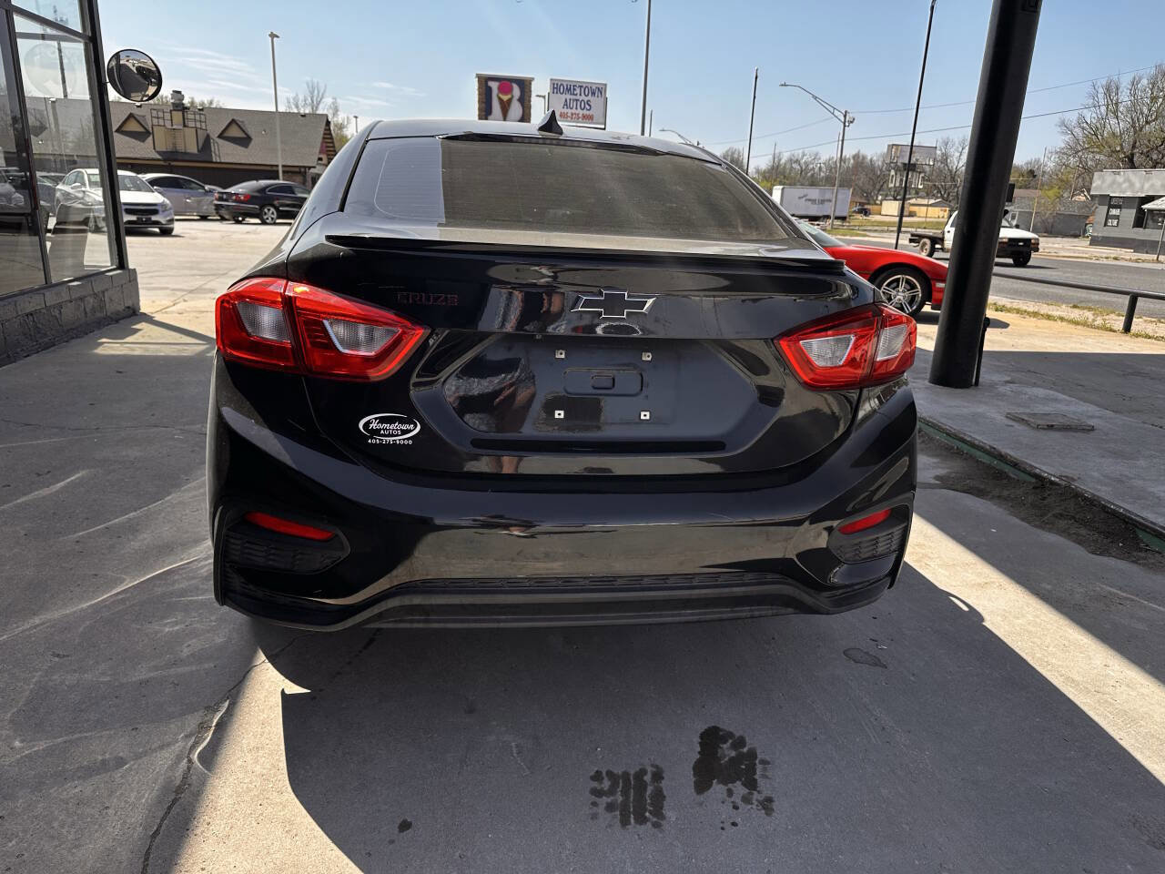 Used 2018 Chevrolet Cruze LT w/ Convenience Package image 7