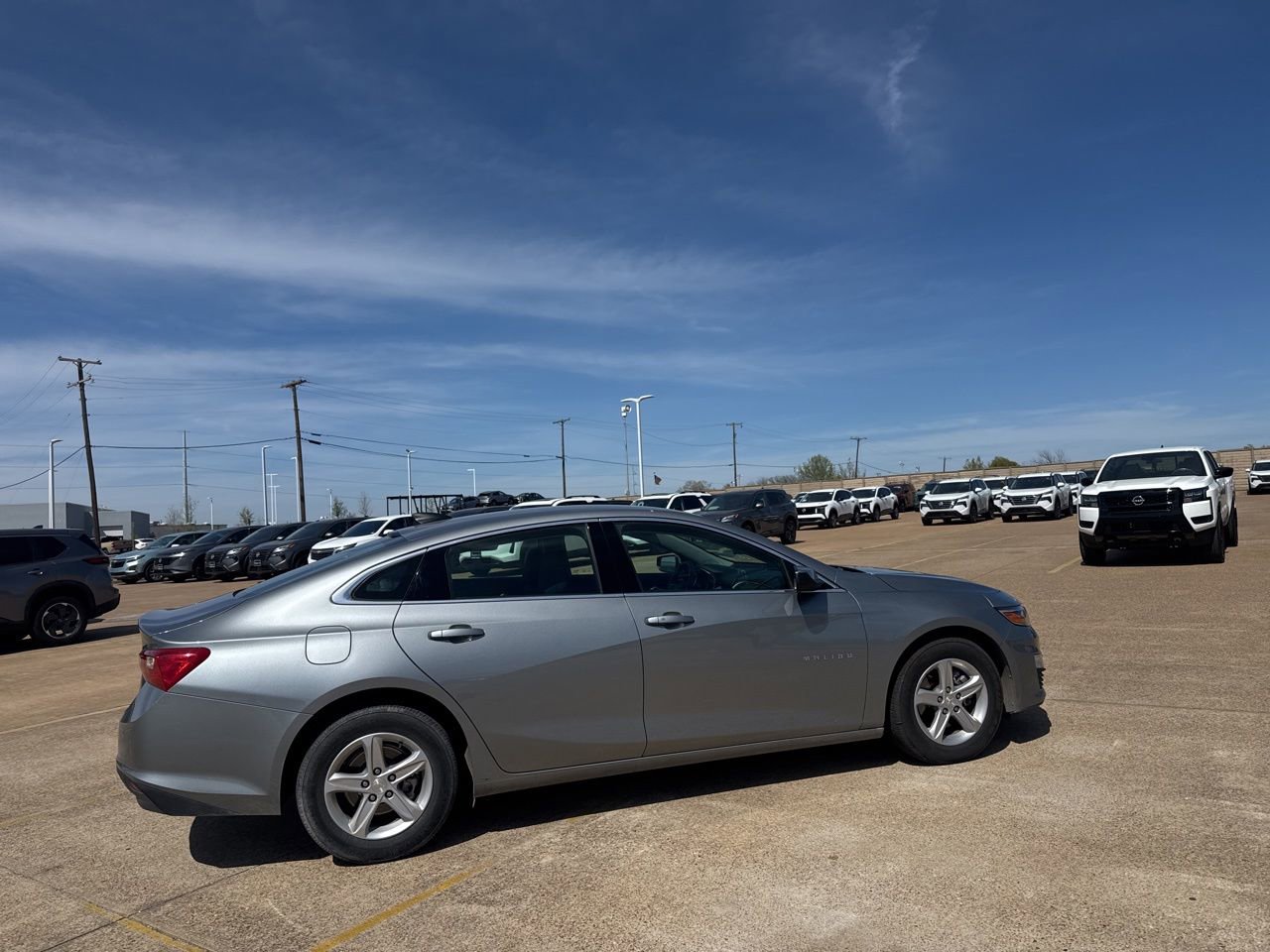 Used 2025 Chevrolet Malibu LS image 27