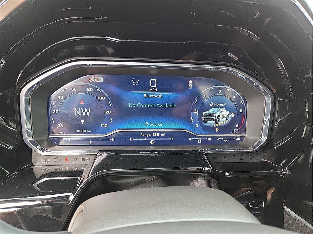 Used 2024 Chevrolet Silverado 1500 LT Trail Boss w/ LT Trail Boss Premium Package image 17