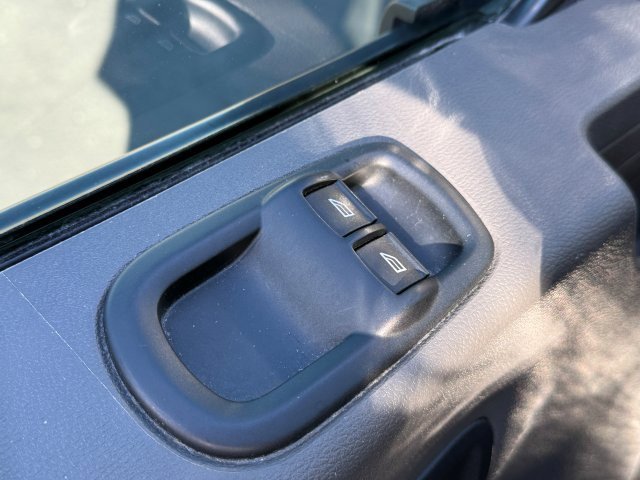 Used 2020 Ford Transit 350 XLT image 10