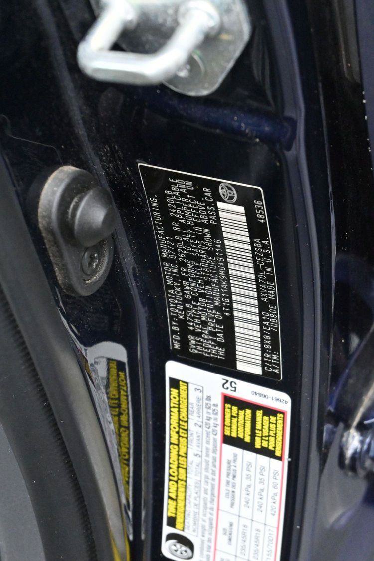 Used 2021 Toyota Camry SE FWD image 30