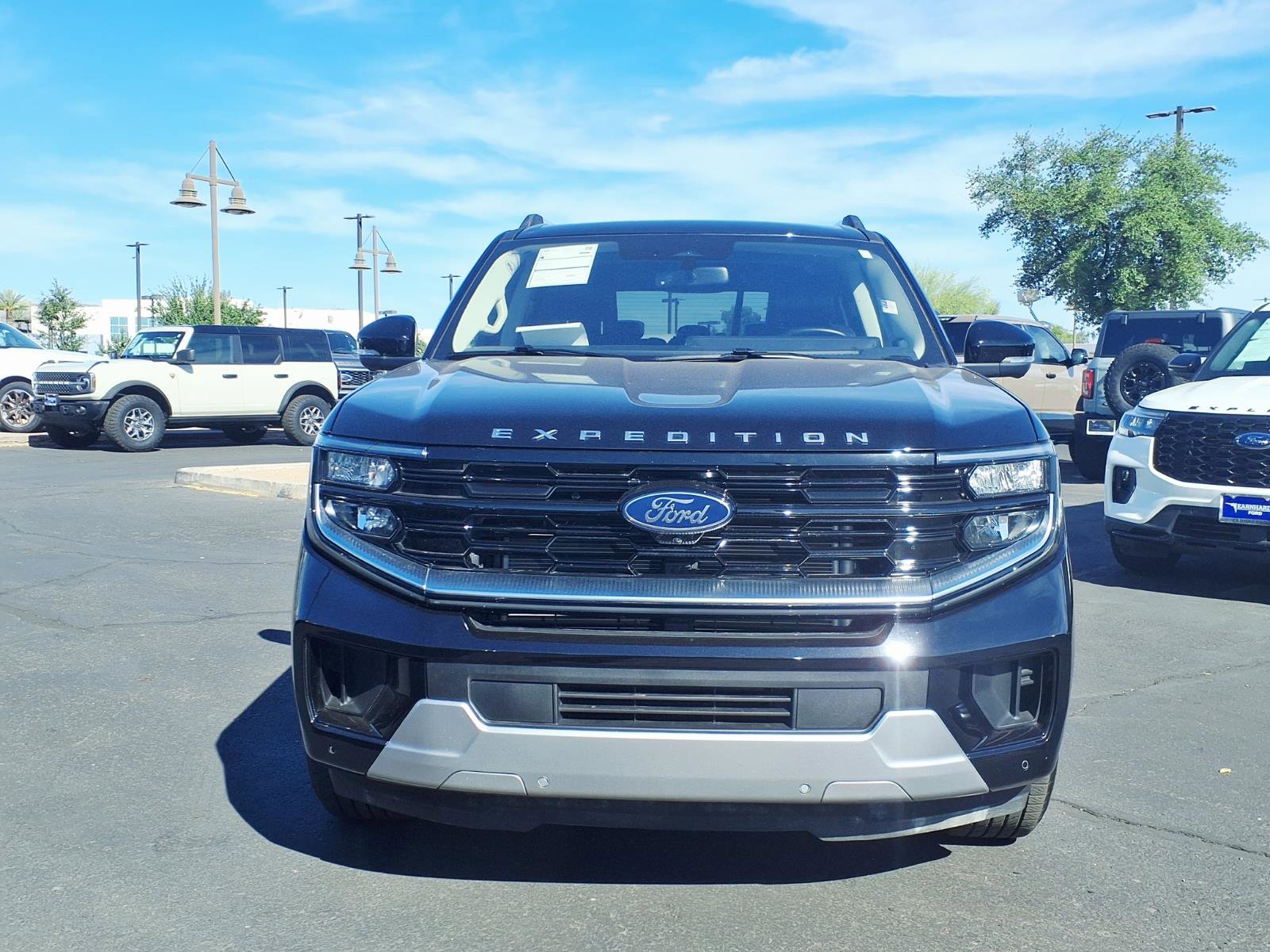 Certified 2025 Ford Expedition Platinum image 2