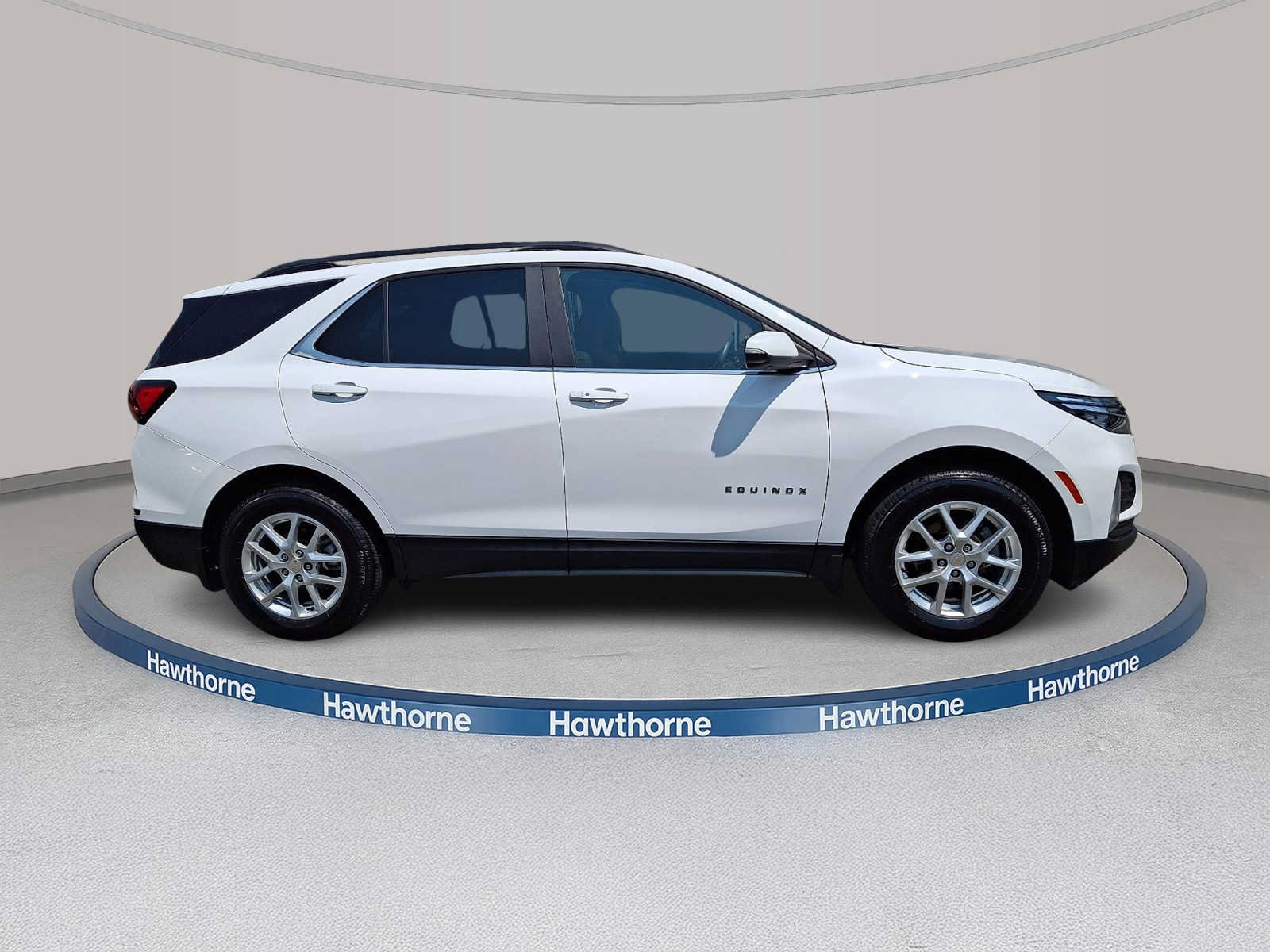 Used 2023 Chevrolet Equinox LT AWD/4WD image 7