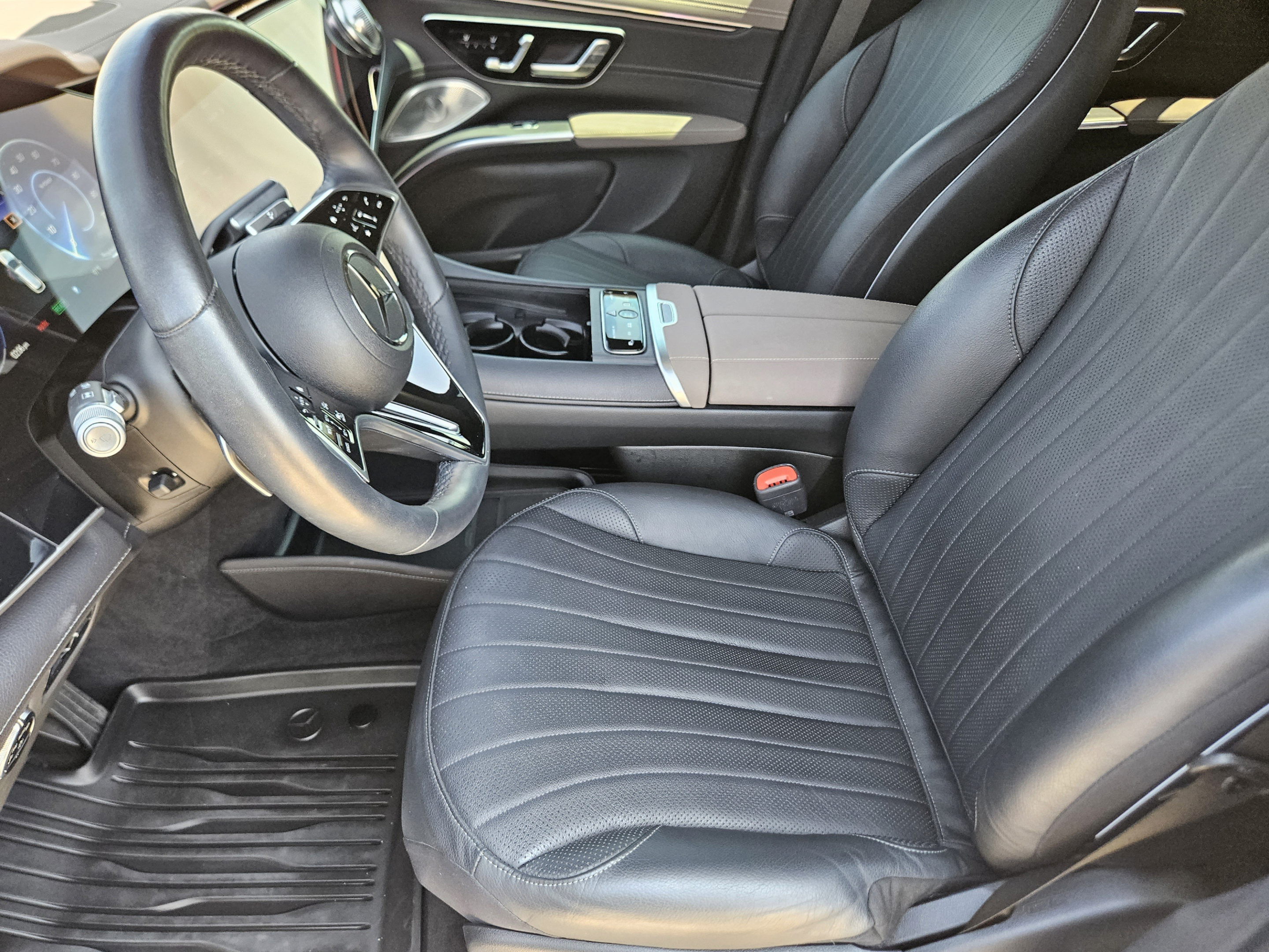 Certified 2024 Mercedes-Benz EQS 450+ SUV image 5