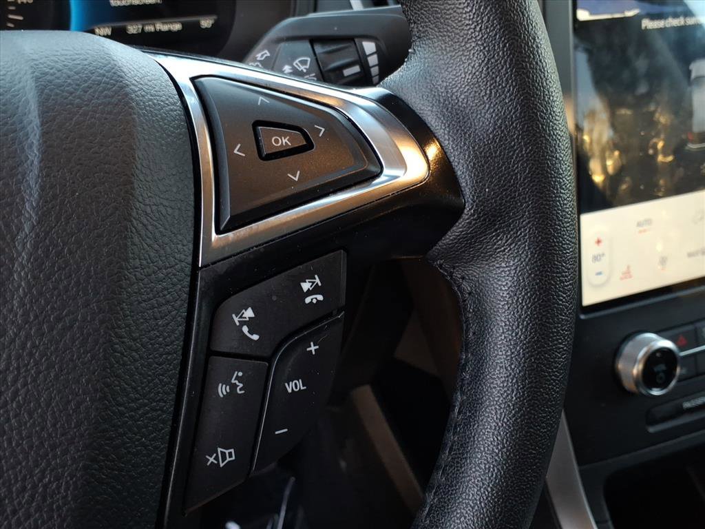 Used 2024 Ford Edge SEL image 26