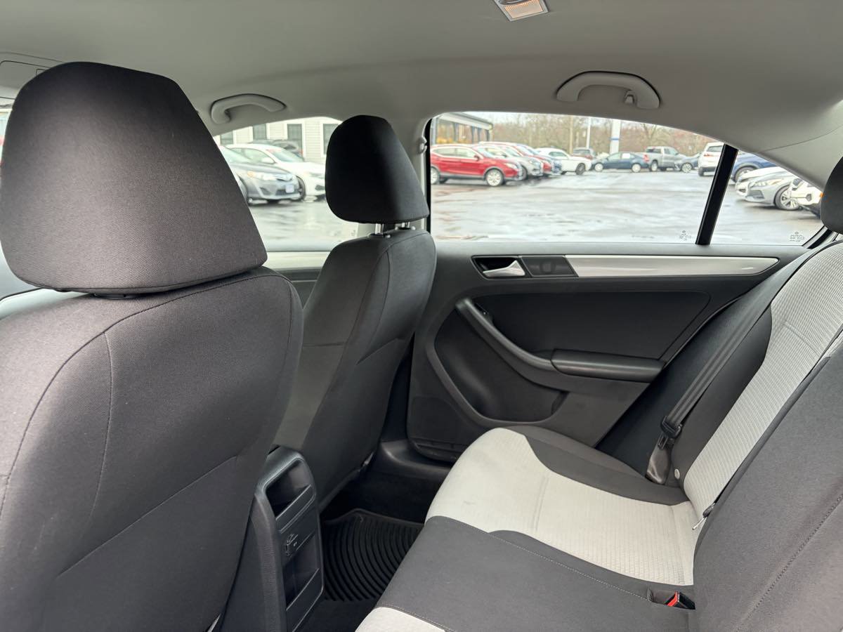 Used 2018 Volkswagen Jetta S FWD image 20