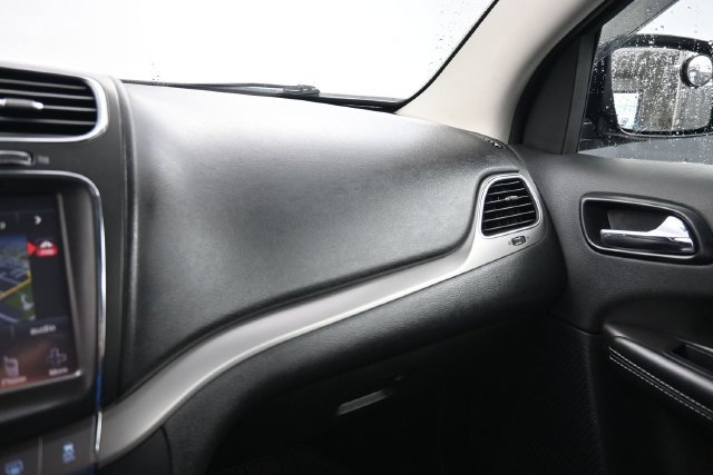 Used 2015 Dodge Journey Crossroad w/ Flexible Seating Group FWD image 27