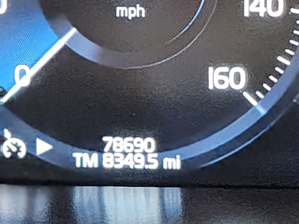 Used 2020 Volvo XC60 T6 Momentum AWD/4WD image 16