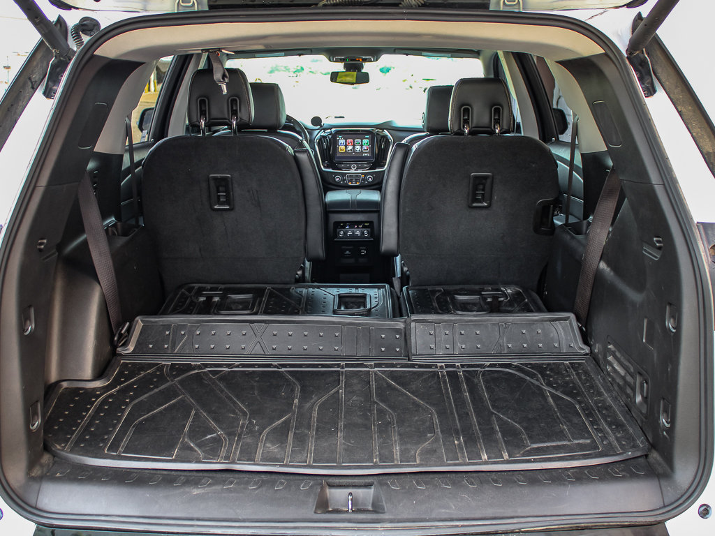 Used 2018 Chevrolet Traverse Premier w/ Redline Edition AWD/4WD image 28