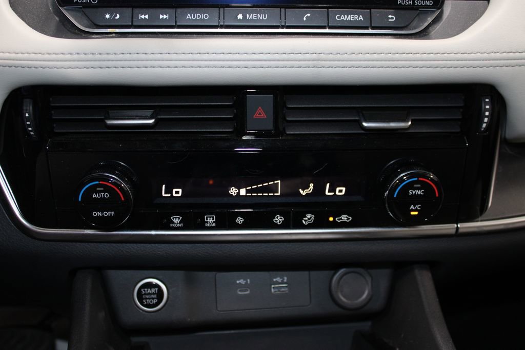 Used 2023 Nissan Rogue SV AWD/4WD image 32