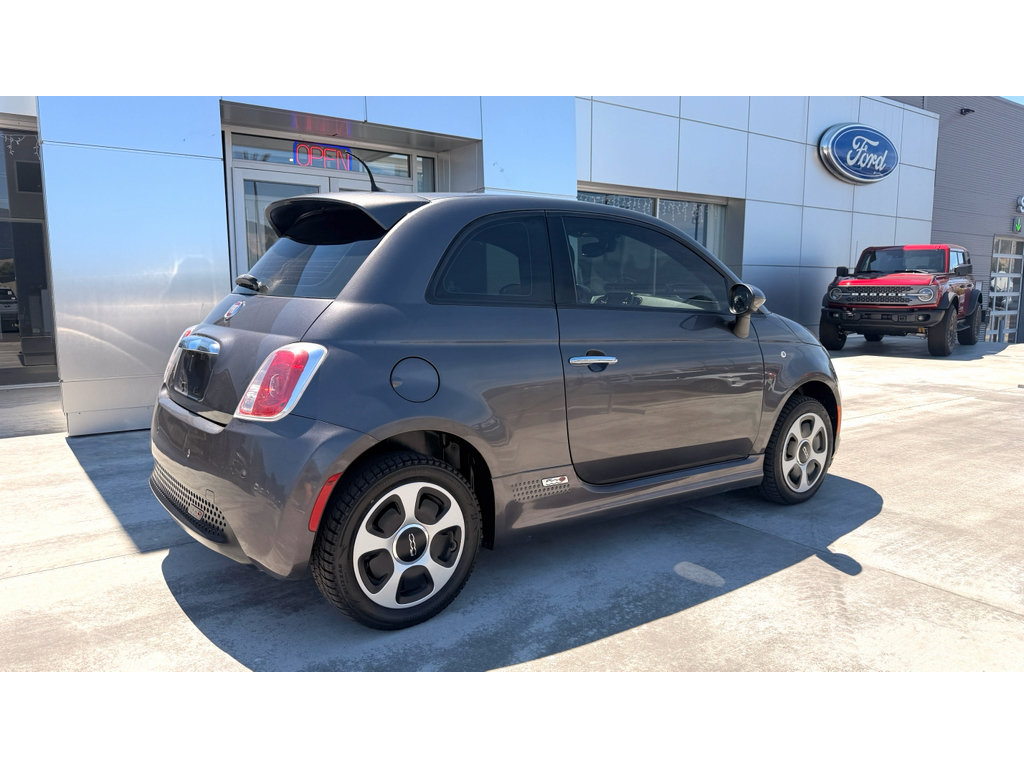 Used 2017 FIAT 500 e FWD image 7