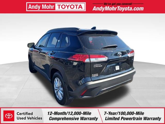 Certified 2025 Toyota Corolla Cross LE image 5