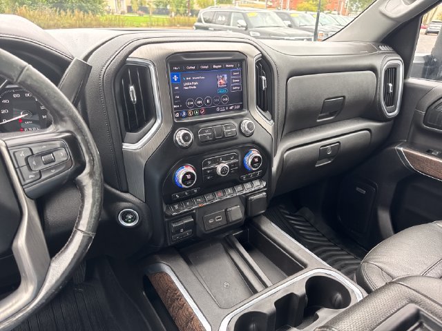 Used 2022 GMC Sierra 2500 Denali w/ Denali Ultimate Package AWD/4WD image 18