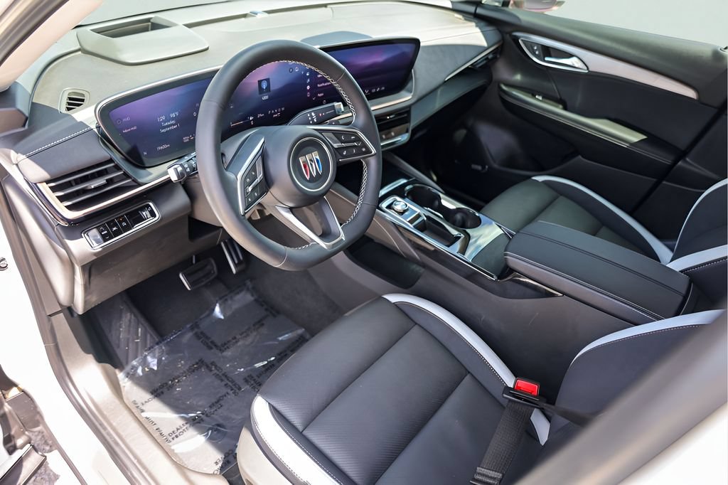 Used 2025 Buick Envision Sport Touring AWD/4WD image 12