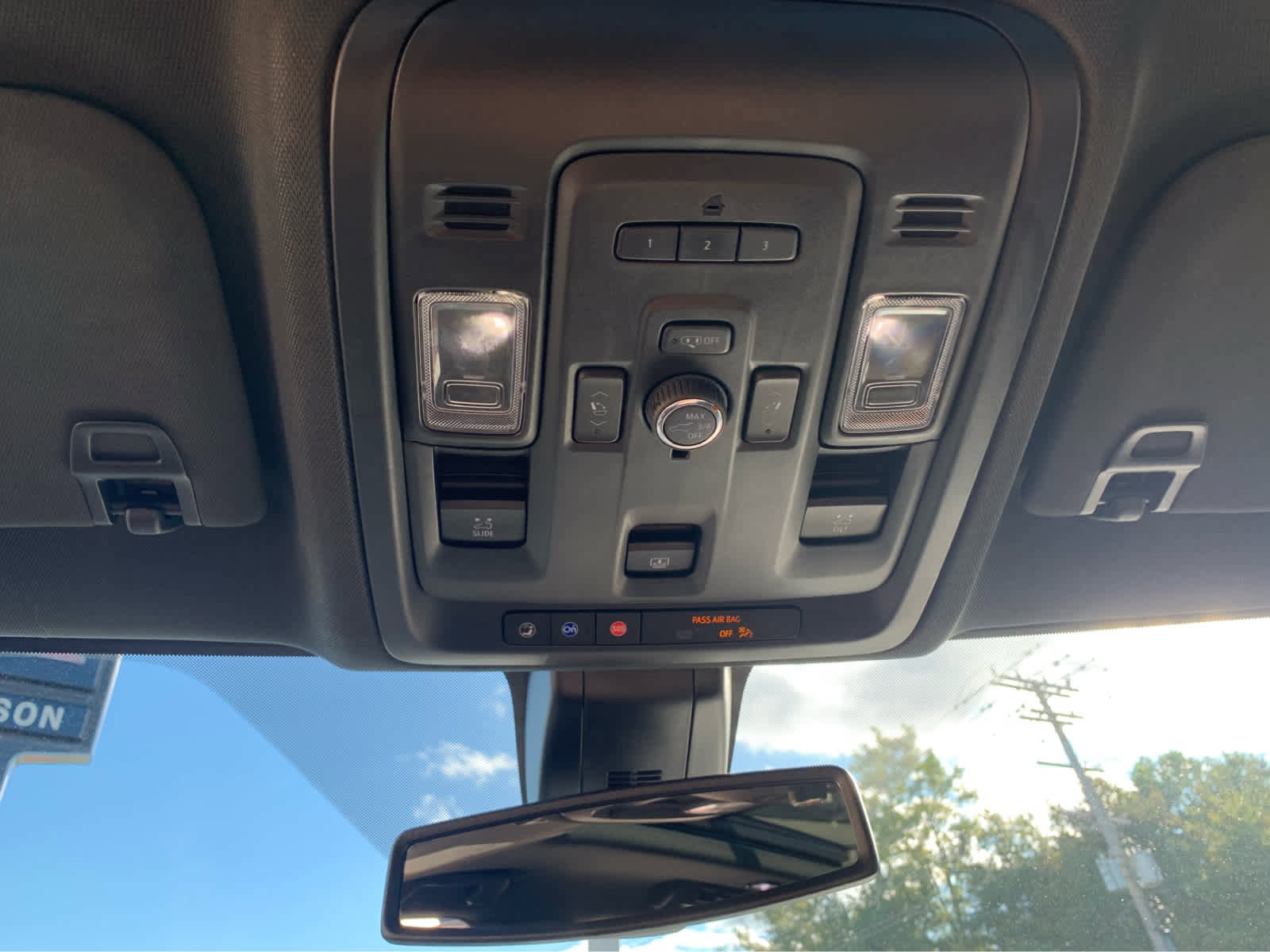 Used 2021 Chevrolet Tahoe Z71 w/ Z71 Signature Package image 21