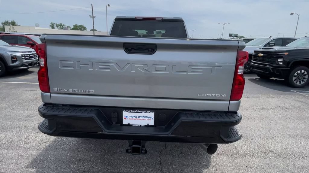 New 2026 Chevrolet Silverado 2500 Custom w/ Custom Value Package AWD/4WD image 9