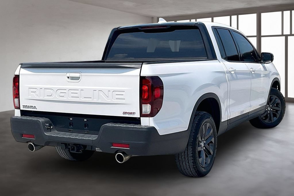 Used 2024 Honda Ridgeline Sport image 6