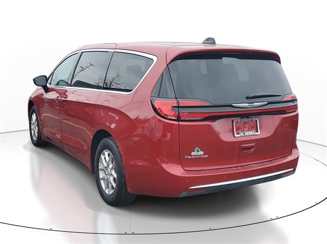 New 2026 Chrysler Pacifica Select image 3