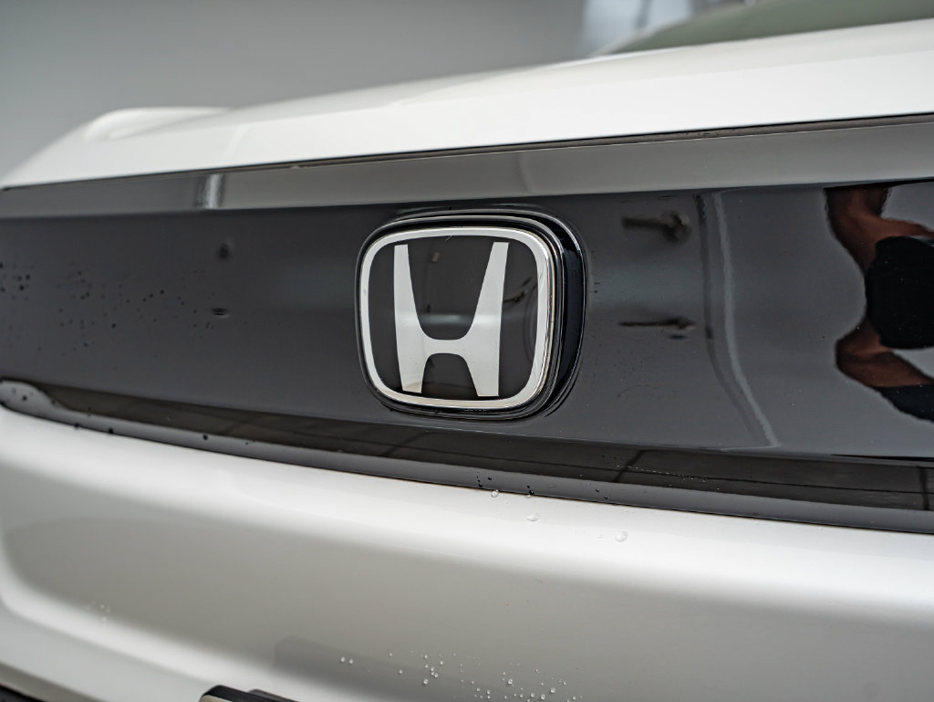 Used 2024 Honda Prologue EX image 12