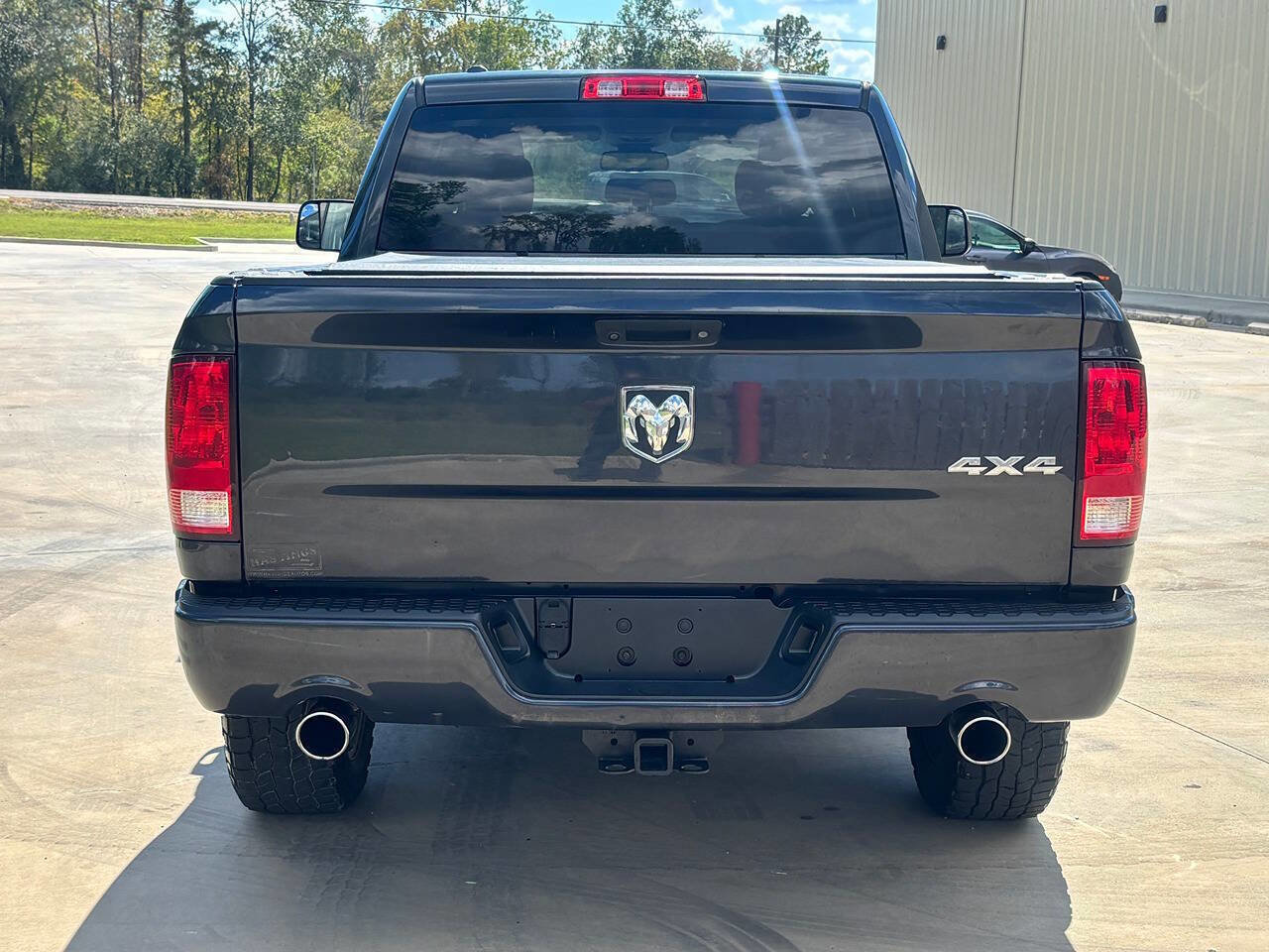 Used 2015 RAM 1500 Express image 6